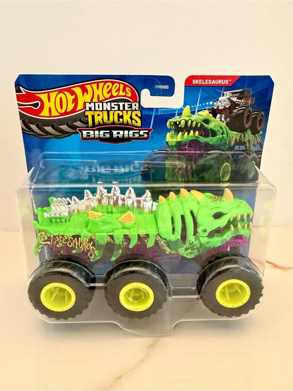 2026 Hot Wheels Monster Trucks Big Rigs SKELESAURUS Mattel